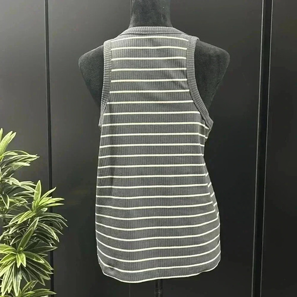 Gap Rib Knit Round neck,tank top/shell, stripe, stretch,gray and ivory - Picture 4 of 9